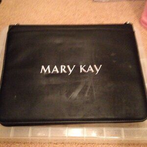 2012 Mary Kay Business Portfolio w/Calculator